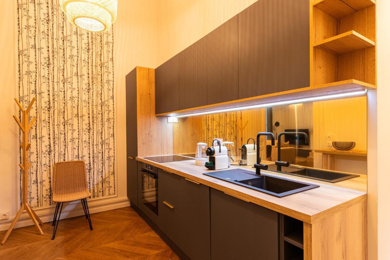 Dify Opera Diva - Hotel De Ville Лион Экстерьер фото